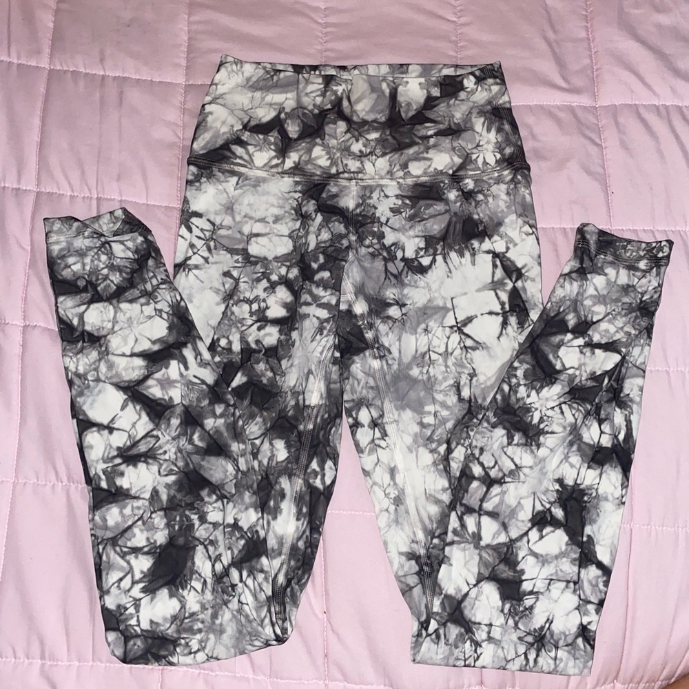 Lululemon Wunder Under Shibori Full-On Luxtreme 28